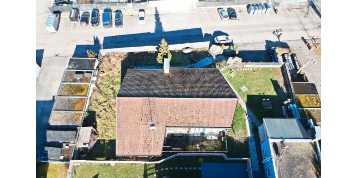Einfamilienhaus Esslingen am Neckar Brühl - 6 Zimmer, 230 m&sup2;, 3.350&euro; | Angebot:27620333