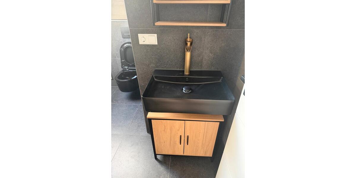 Dachgeschoßwohnung Neustetten - 3 Zimmer, 50 m&sup2;, 725&euro; | Angebot:27616392