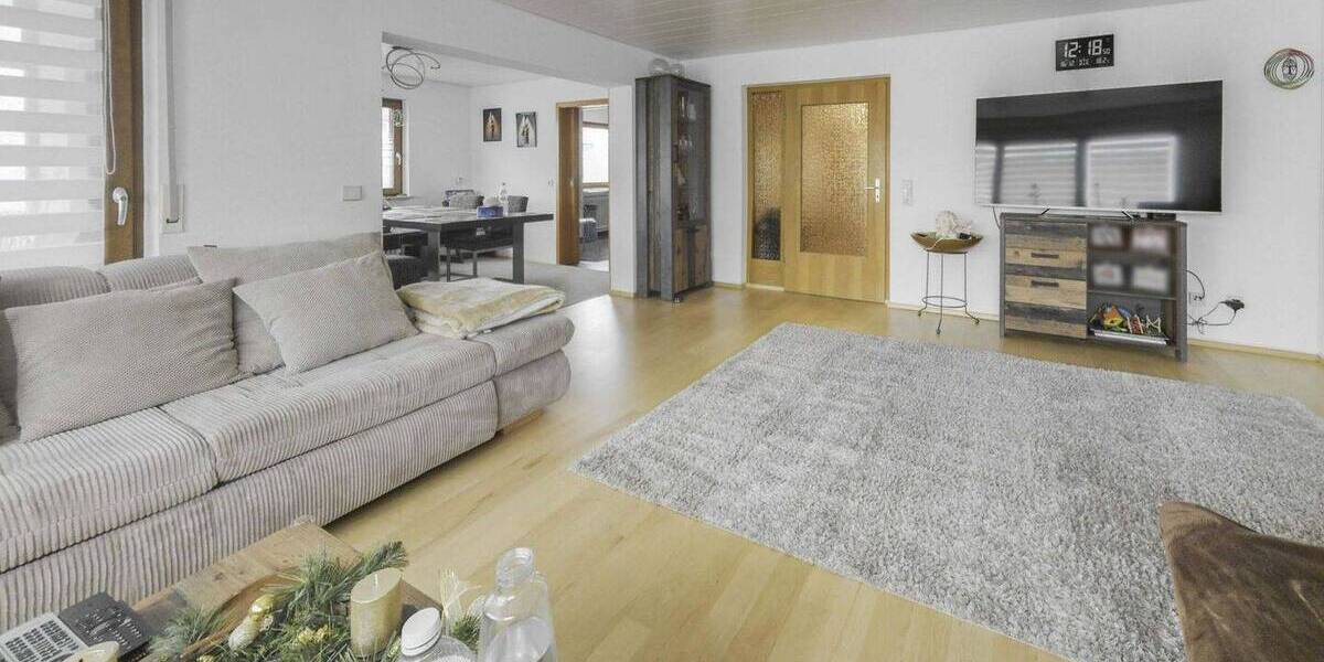 Einfamilienhaus Grafenberg - 5 Zimmer, 168 m&sup2;, 759.000&euro; | Angebot:25970443