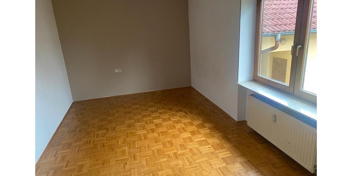 Erdgeschoßwohnung Gammertingen - 4 Zimmer, 120 m&sup2;, 1.000&euro; | Angebot:25540126