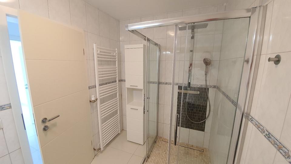 Etagenwohnung Waldenbuch - 3 Zimmer, 78 m&sup2;, 1.420&euro; | Angebot:24841709