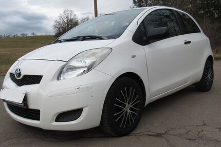 Toyota Yaris 243.000 km 1.499 &euro; Hechingen 72379