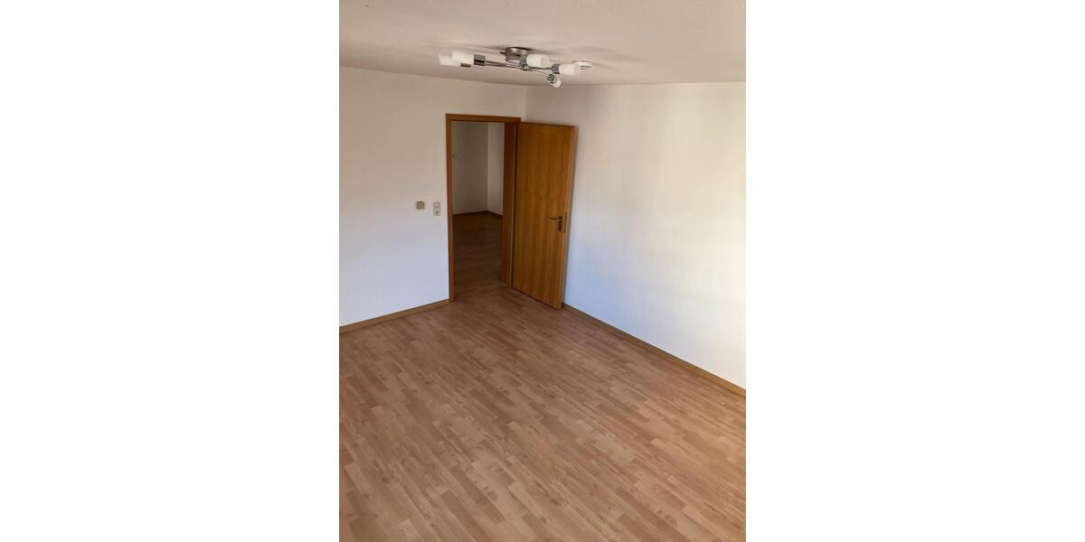Hochparterre Hohenstein - 3 Zimmer, 89 m&sup2;, 650&euro; | Angebot:25566796