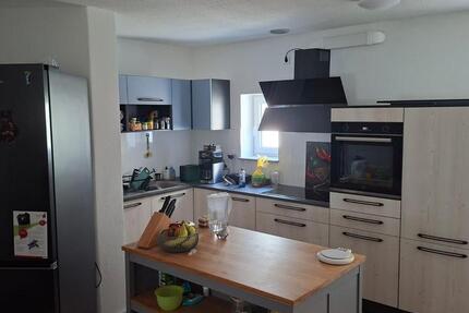 Wohnung Hechingen - 4.5 Zimmer, 140 m&sup2;, 1.250&euro; | Angebot:27544032