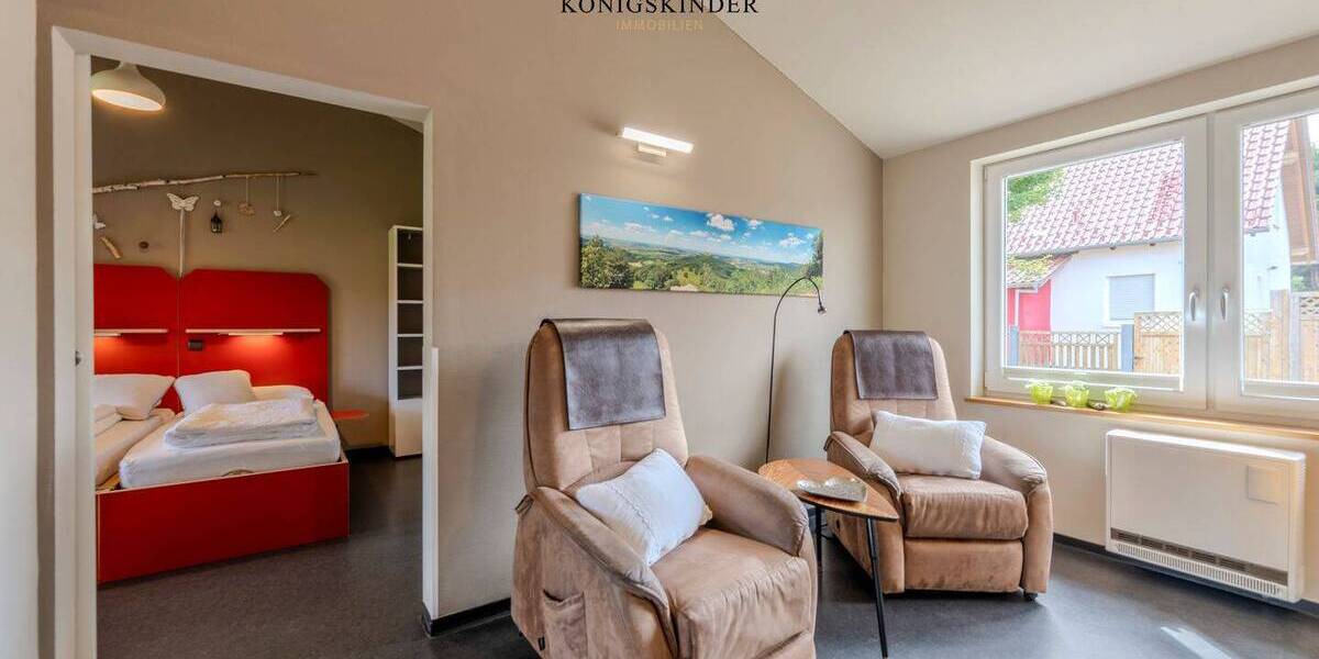 Mehrfamilienhaus, Wohnhaus Bad Urach - Hengen Hengen - 8 Zimmer, 123 m&sup2;, 550.000&euro; | Angebot:25732934