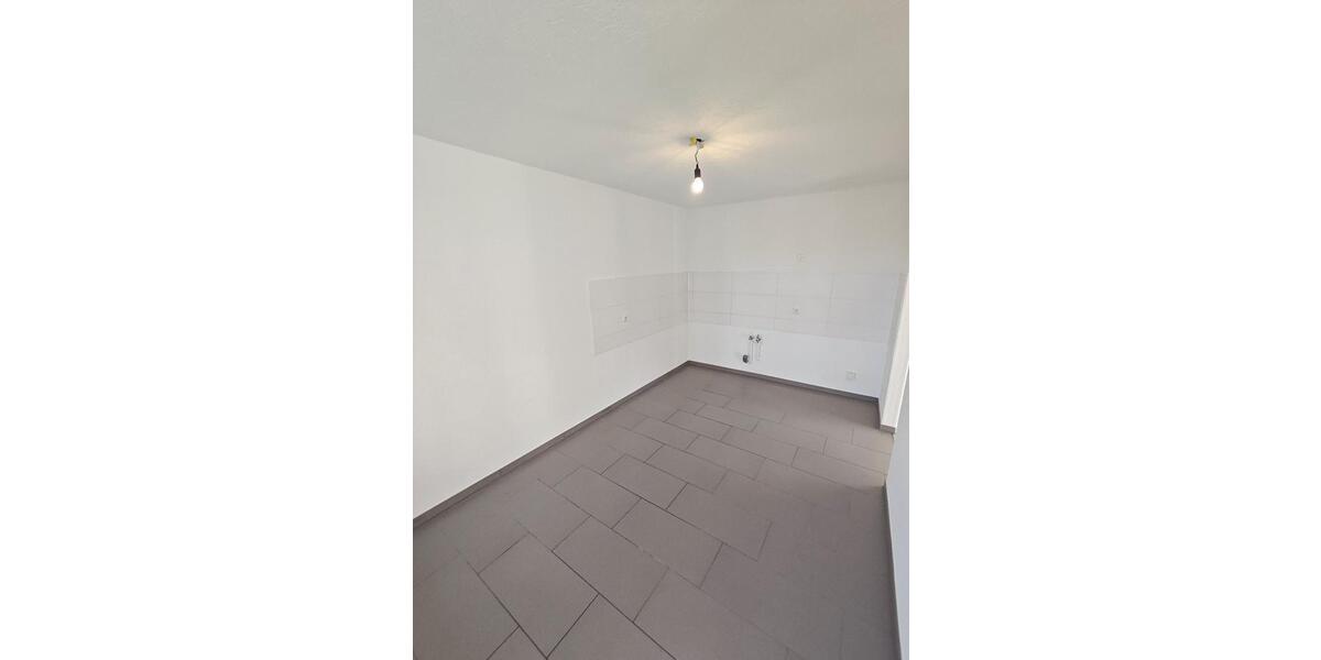 Etagenwohnung Böblingen Dagersheim - 3.5 Zimmer, 77 m&sup2;, 320.000&euro; | Angebot:25568452