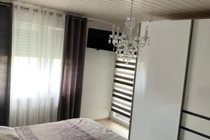 Wohnung Reutlingen Altenburg - 4 Zimmer, 100 m&sup2;, 1.200&euro; | Angebot:25713650