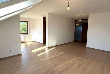 Wohnung Hechingen - 3 Zimmer, 73 m&sup2;, 610&euro; | Angebot:27076491