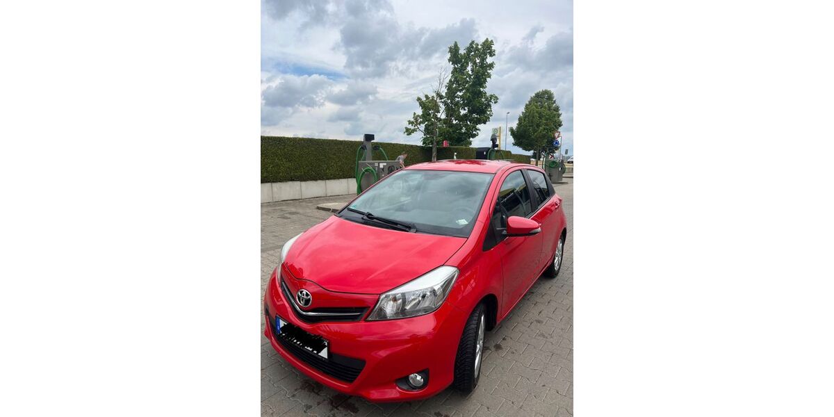 Toyota Yaris 46.094 km 6.999 &euro; Filderstadt 70794