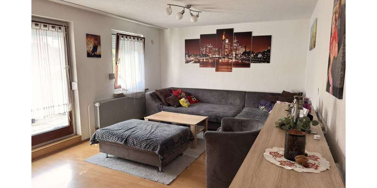 Einfamilienhaus Eningen unter Achalm - 9 Zimmer, 209 m&sup2;, 775.000&euro; | Angebot:24990379