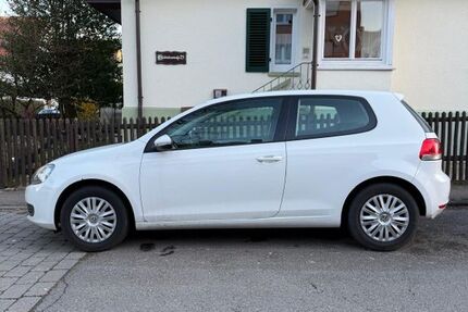 VW Golf 187.283 km 4.300 &euro; Leinfelden 70771