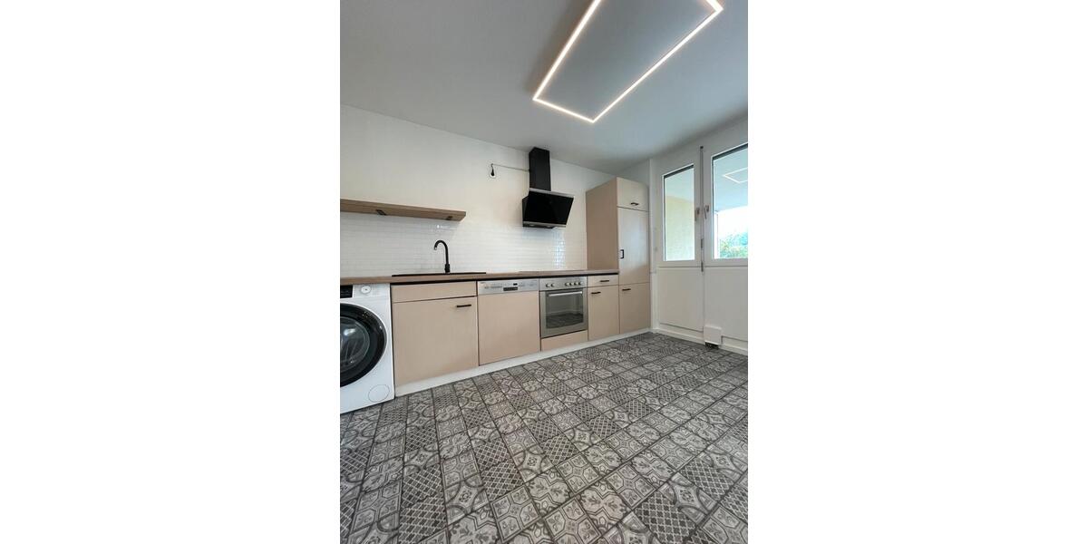 Erdgeschoßwohnung Bad Urach - 2 Zimmer, 75 m&sup2;, 980&euro; | Angebot:27601270