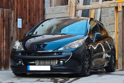 Peugeot 207 124.000 km 13.000 &euro; Pliezhausen 72124