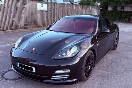 Porsche Panamera 109.000 km 27.900 &euro; Tübingen 72076