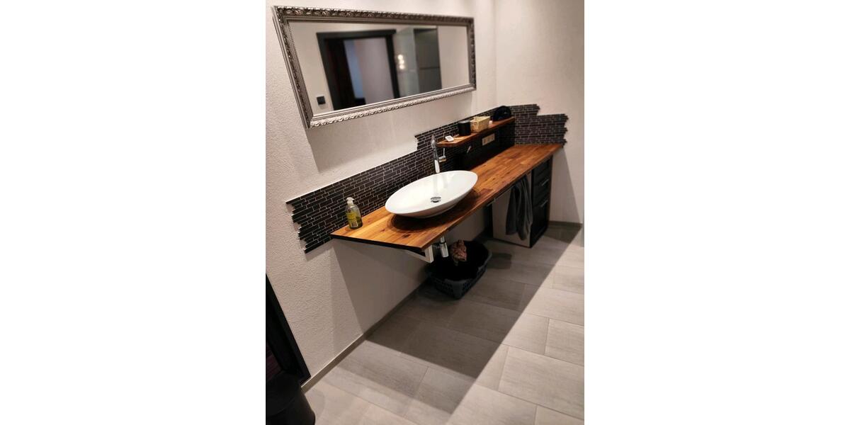 Erdgeschoßwohnung Hechingen - 2 Zimmer, 75 m&sup2;, 1.000&euro; | Angebot:27576413