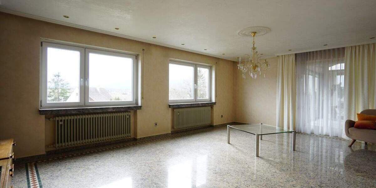 Einfamilienhaus Pliezhausen - 7 Zimmer, 196 m&sup2;, 690.000&euro; | Angebot:25697066