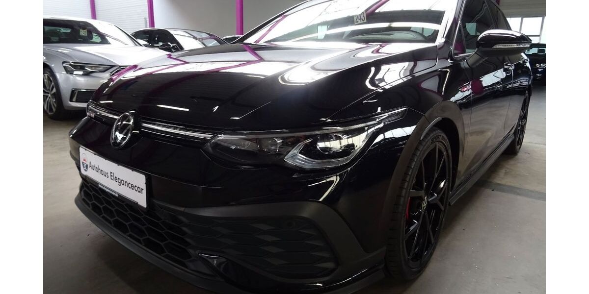 VW Golf 49.621 km 32.849 &euro; Holzgerlingen bei Stuttgart 71088