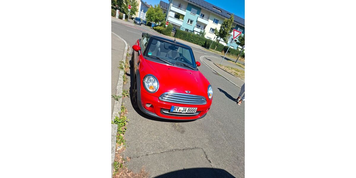 Mini Cooper Cabrio 45.000 km 10.700 &euro; Reutlingen 72762