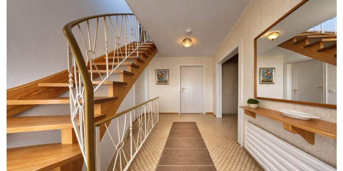 Mehrfamilienhaus, Wohnhaus Engstingen Großengstingen - 6 Zimmer, 160 m&sup2;, 399.000&euro; | Angebot:25687295