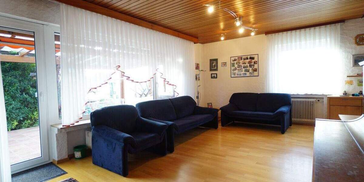 Einfamilienhaus Dettingen an der Erms - 7 Zimmer, 157 m&sup2;, 580.000&euro; | Angebot:25697065