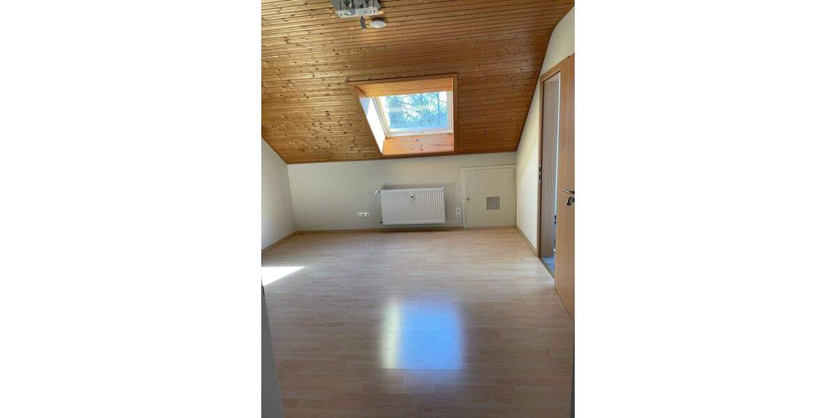 Etagenwohnung Reutlingen Ringelbach - 3 Zimmer, 70 m&sup2;, 280.000&euro; | Angebot:25657615