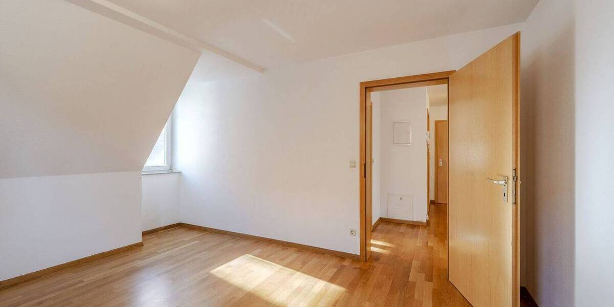 Etagenwohnung Kirchheim unter Teck Kirchheim - 2 Zimmer, 66 m&sup2;, 219.000&euro; | Angebot:25704147