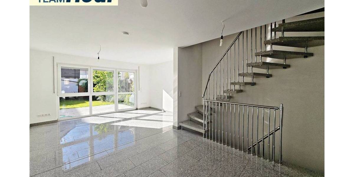 Reihenendhaus Reutlingen Innenstadt - 5 Zimmer, 112 m&sup2;, 1.600&euro; | Angebot:26543131