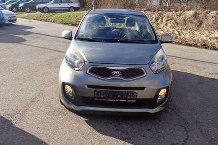 Kia Picanto 155.000 km 2.799 &euro; Reutlingen (Ohmenhausen)- Tel 01799296766 72770