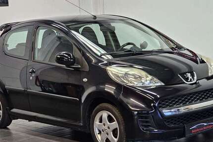 Peugeot 107 129.000 km 2.990 &euro; Hechingen 72379