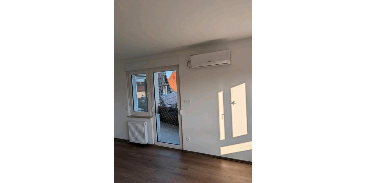 Dachgeschoßwohnung Unterensingen - 4.5 Zimmer, 110 m&sup2;, 1.350&euro; | Angebot:25924889