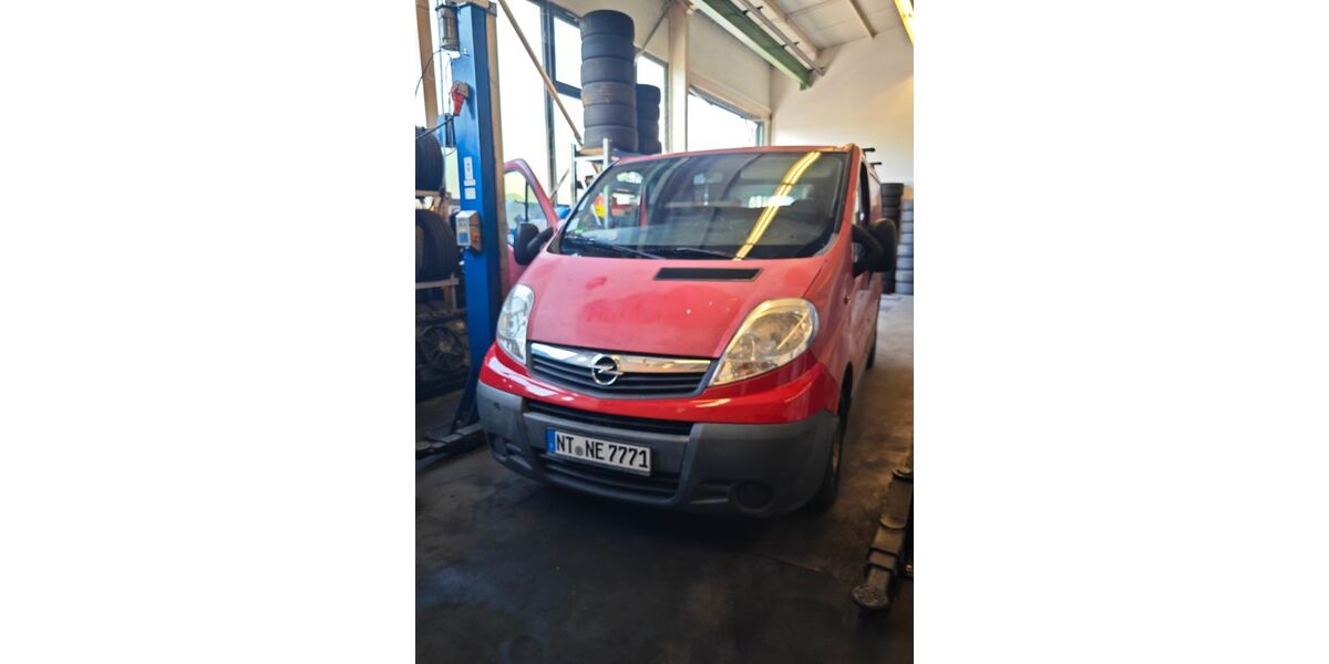 Opel Vivaro 396.717 km 1.999 &euro; Nürtingen 72622
