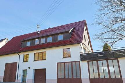 Haus Weil im Schönbuch - 9 Zimmer, 180 m&sup2;, 535.000&euro; | Angebot:25734457
