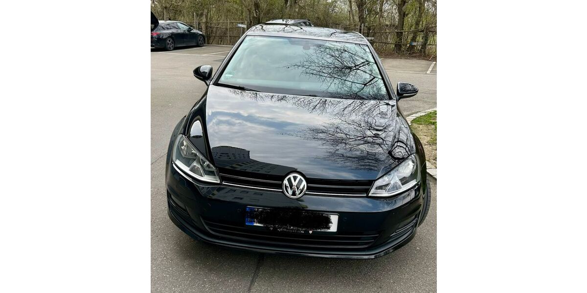 VW Golf 100.506 km 10.900 &euro; Reutlingen 72766
