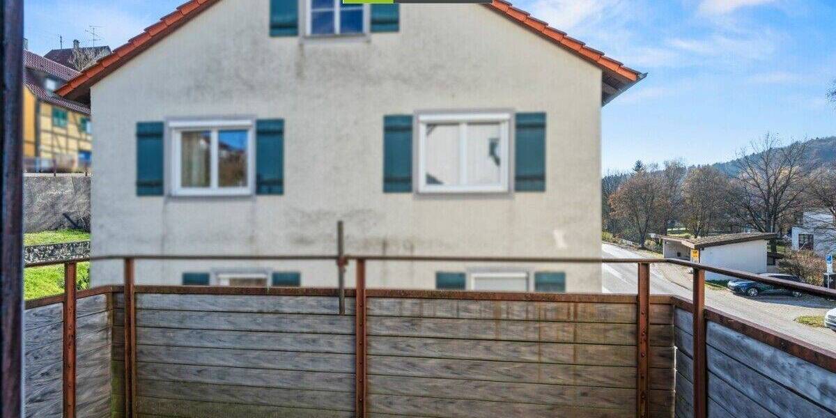 Doppelhaushälfte Gomadingen - 6 Zimmer, 127 m&sup2;, 110.000&euro; | Angebot:25693511