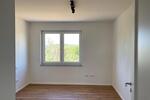 Doppelhaushälfte Herrenberg - 7 Zimmer, 183 m&sup2;, 2.700&euro; | Angebot:26591645