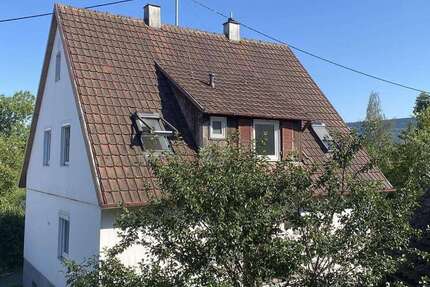Haus Ofterdingen - 5 Zimmer, 139 m&sup2;, 1.550&euro; | Angebot:27714461
