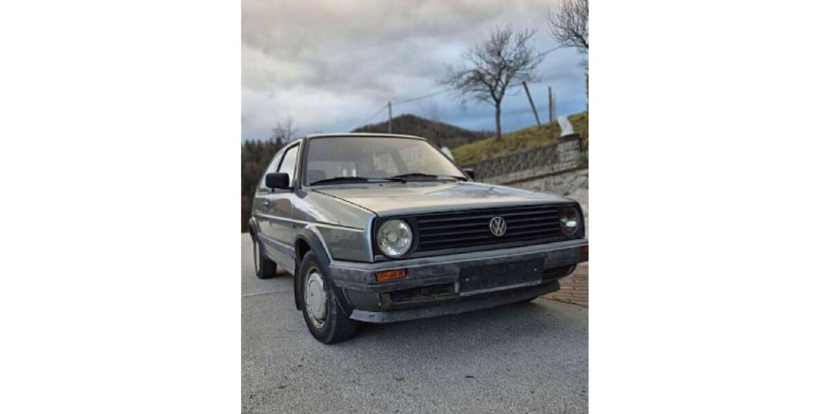 VW Golf 140.000 km 1.200 &euro; Esslingen 73730