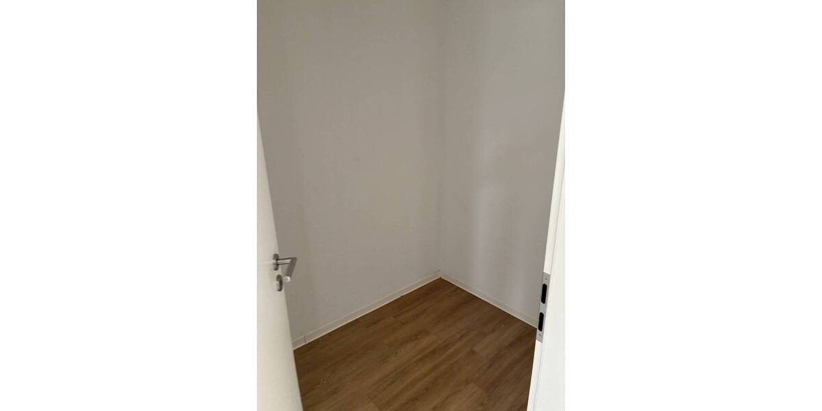 Etagenwohnung Esslingen am Neckar Weil - 3 Zimmer, 79 m&sup2;, 1.369&euro; | Angebot:26292885