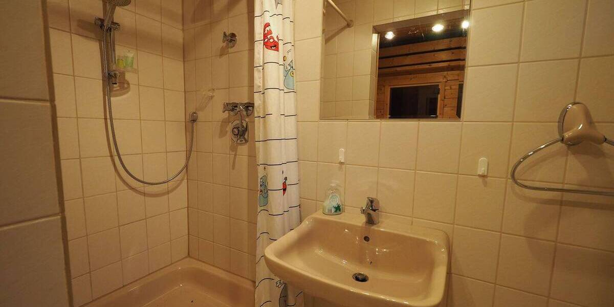 Mehrfamilienhaus, Wohnhaus Ammerbuch Entringen - 7 Zimmer, 236 m&sup2;, 930.000&euro; | Angebot:25686004