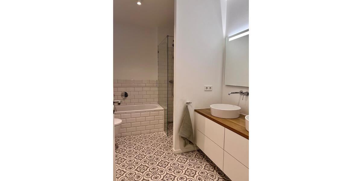 Etagenwohnung Esslingen am Neckar Pliensauvorstadt - 5 Zimmer, 125 m&sup2;, 770.000&euro; | Angebot:25852956