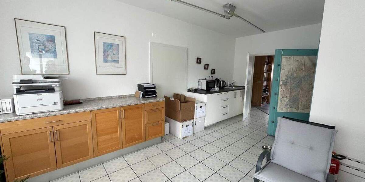 Gewerbeobjekt Filderstadt Bernhausen - 3 Zimmer, 76 m&sup2;, 820&euro; | Angebot:25737701