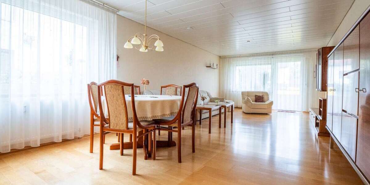 Etagenwohnung Sindelfingen Sindelfingen (Stadt) - 4 Zimmer, 101 m&sup2;, 385.000&euro; | Angebot:26678040