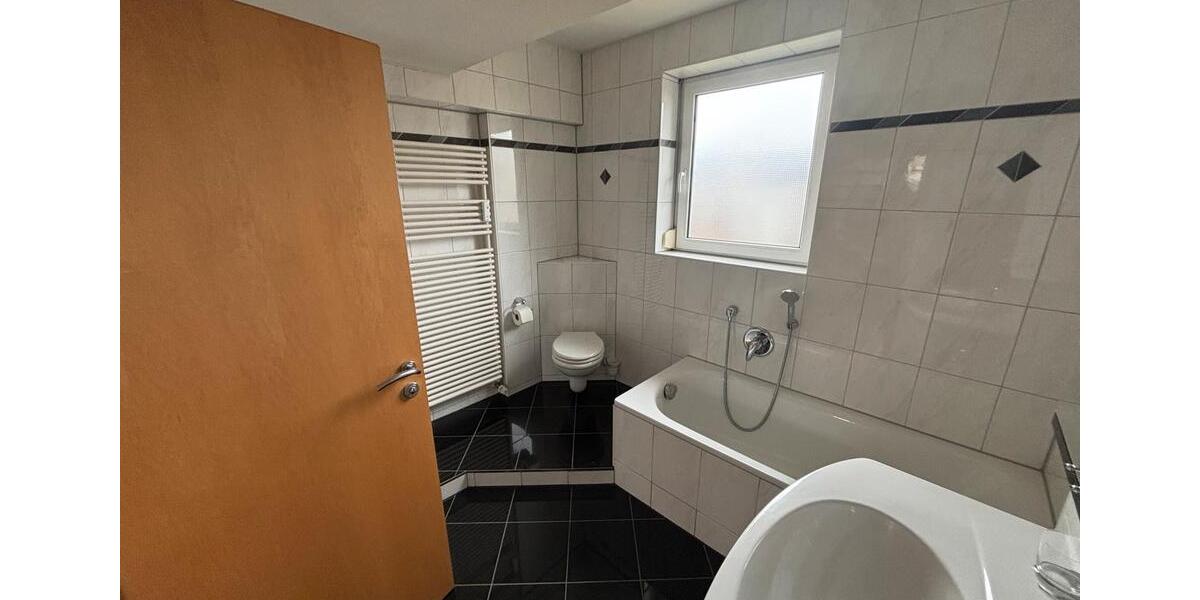 Maisonettenwohnung Deizisau - 3.5 Zimmer, 90 m&sup2;, 1.200&euro; | Angebot:26012926