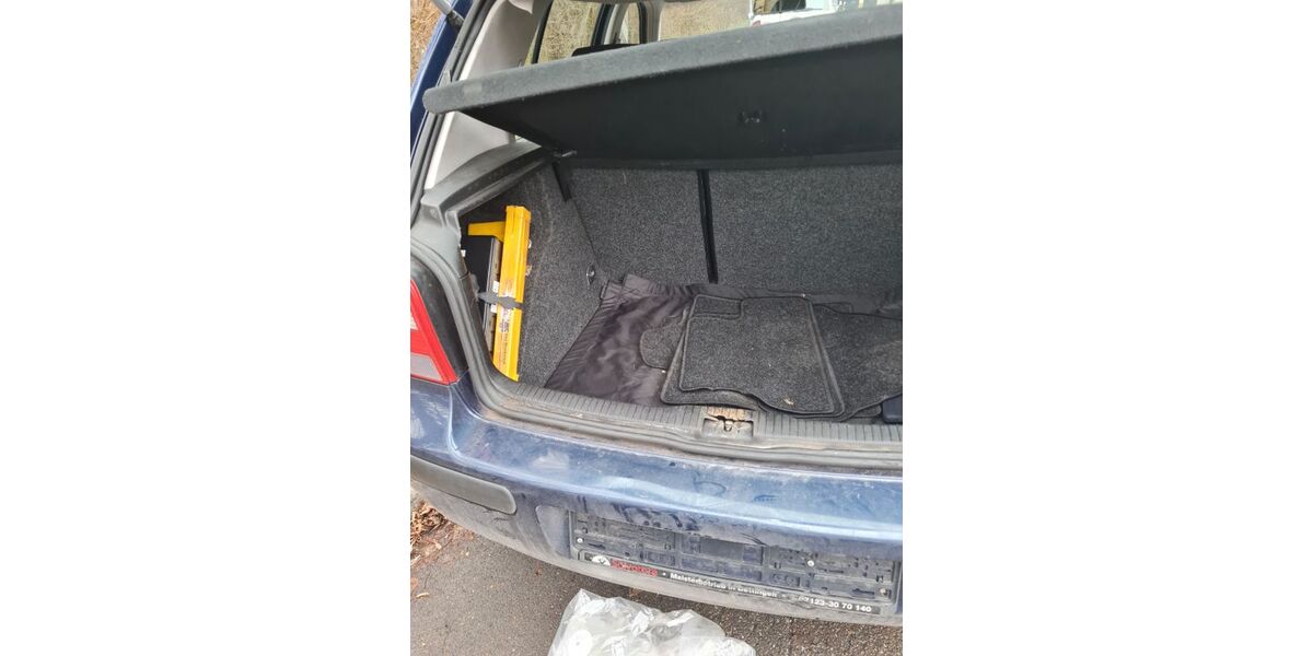 VW Golf 220.000 km 750 &euro; Reutlingen 72770