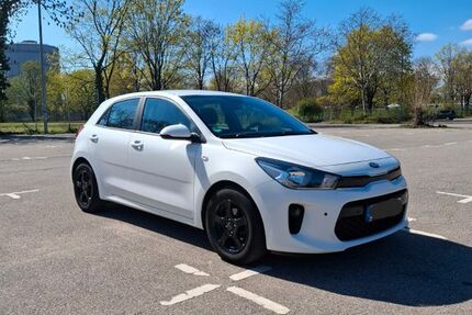 Kia Rio 95.165 km 8.490 &euro; Pfullingen 72793