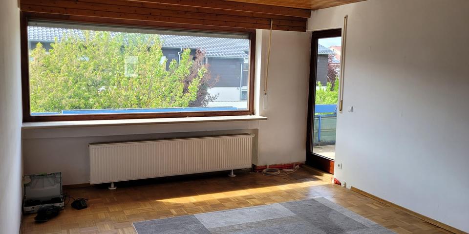 Etagenwohnung Dettingen unter Teck - 3 Zimmer, 73 m&sup2;, 900&euro; | Angebot:25905197