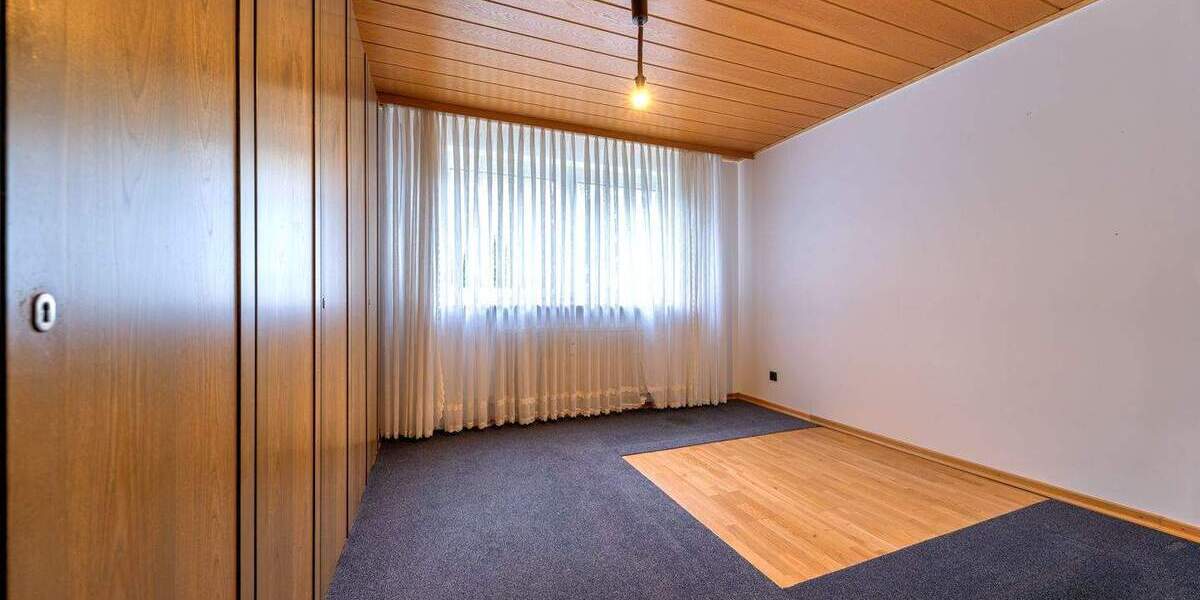 Etagenwohnung Böblingen Dagersheim - 3 Zimmer, 94 m&sup2;, 325.000&euro; | Angebot:25694992