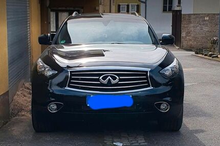 INFINITI FX 137.000 km 13.900 &euro; Tübingen 72020