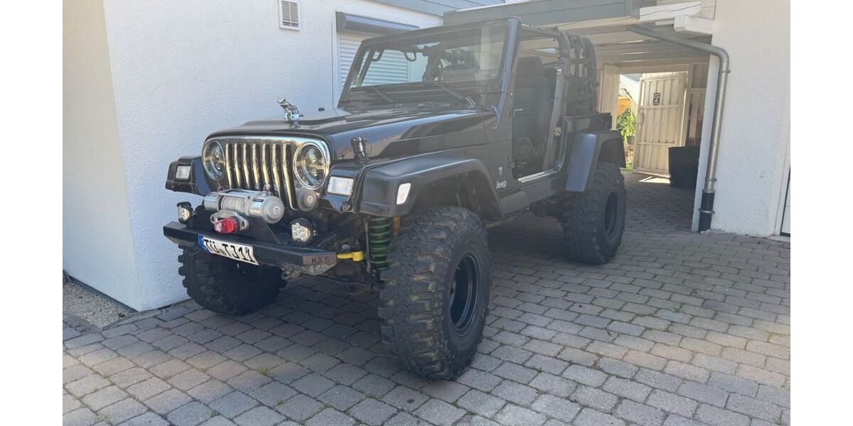 Jeep Wrangler 203.000 km 22.900 &euro; Neustetten 72149