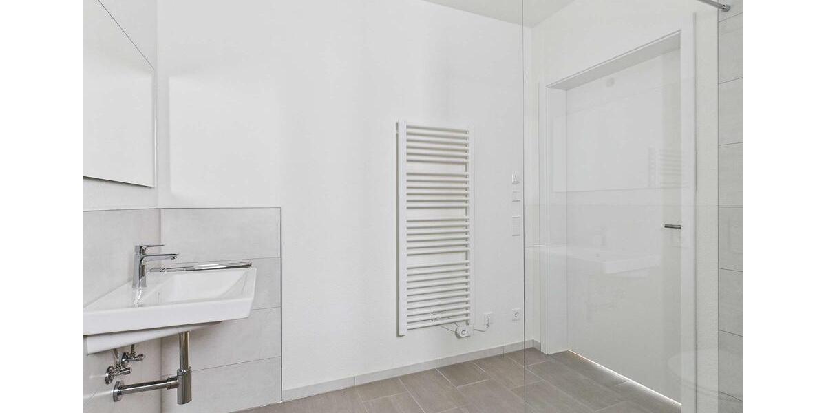 Dachgeschoßwohnung Sindelfingen Sindelfingen (Stadt) - 2 Zimmer, 65 m&sup2;, 1.230&euro; | Angebot:22893217